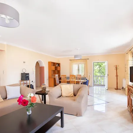 βιλα εμμανουελα ヴィラ サミ